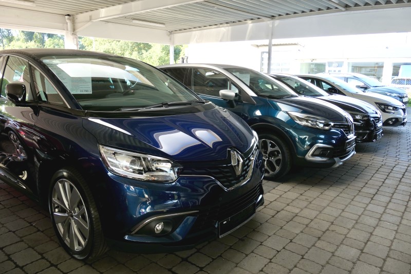 Neuwagen von Renault